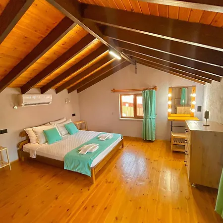 Ihtiyarsöğüt Villa Marmaris