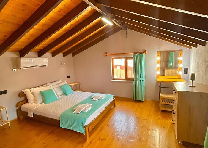 Ihtiyarsoeguet Villa Marmaris