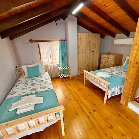 Ihtiyarsöğüt Villa Marmaris