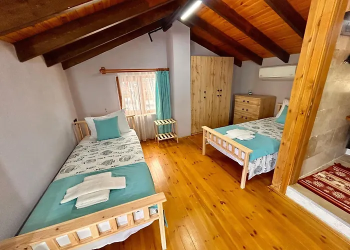 Ihtiyarsoeguet 别墅 马尔马里斯