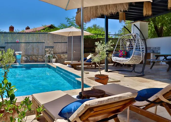 Ihtiyarsoeguet 别墅 马尔马里斯